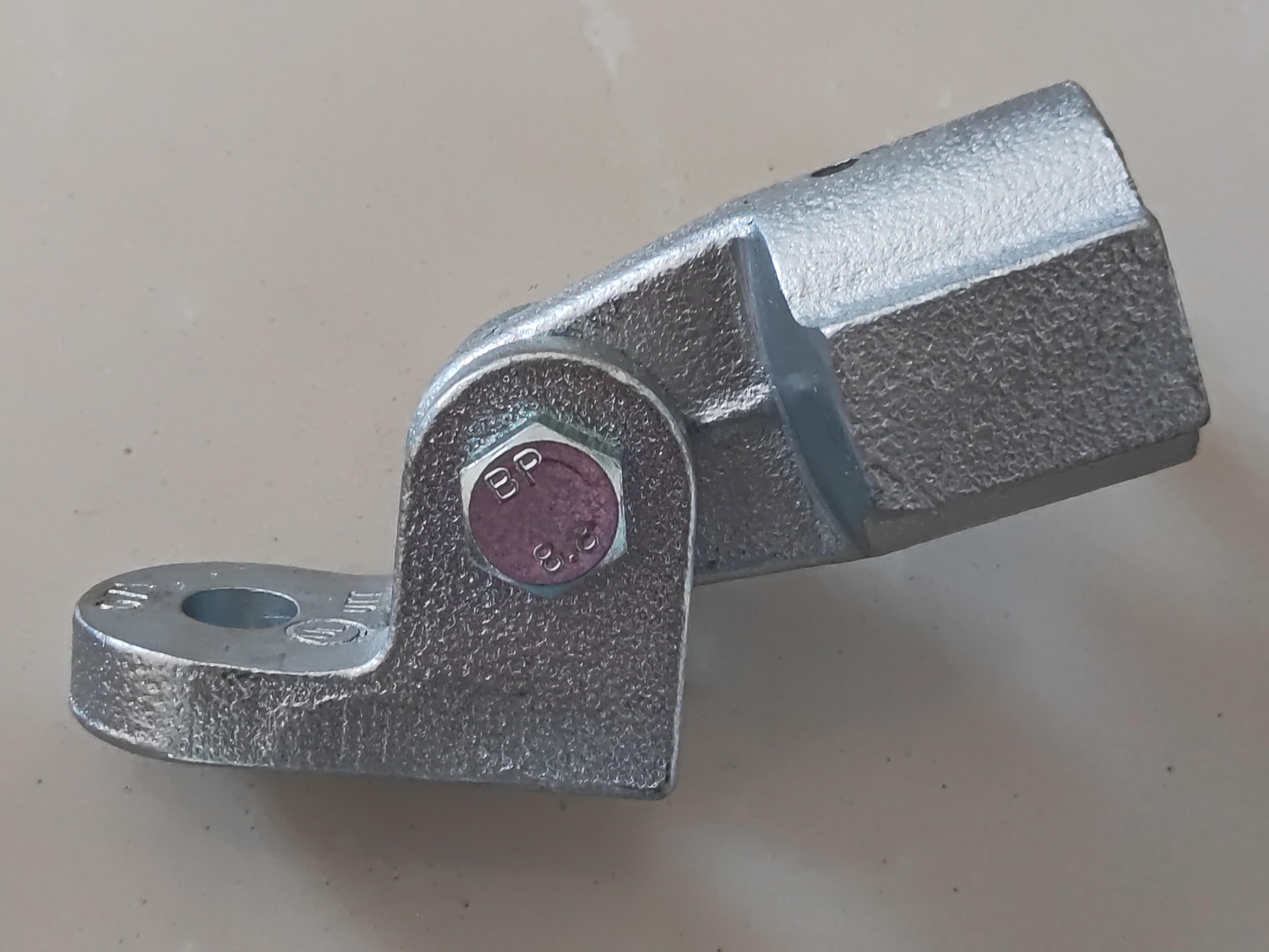 Sway Brace Swivel Attachment UL
