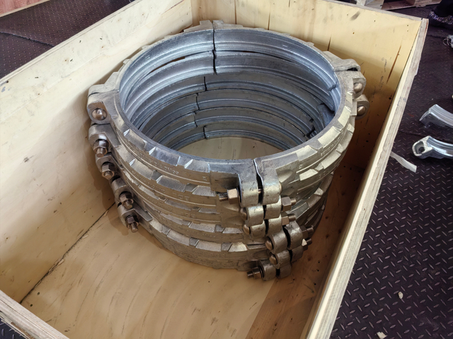 Flexible Coupling for Shouldered Steel Pipe with SS316 Bolt And Nut